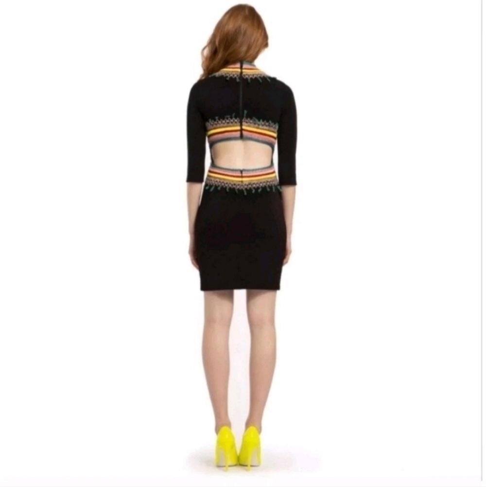 Alice + Olivia Tamson Embroidred Fitted Open Back Mini Dress Size 8 - Picture 9 of 13